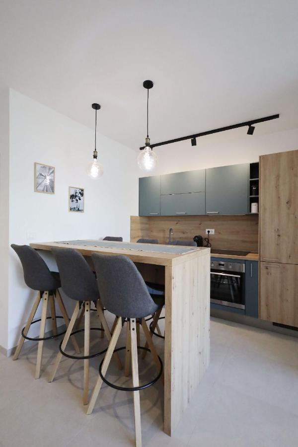 Apartments Maestral 메덜린 외부 사진