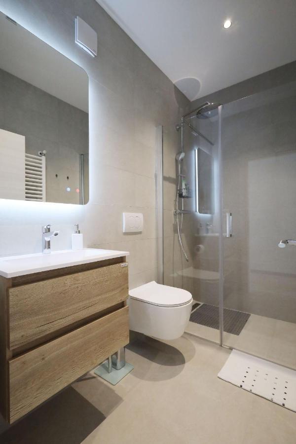 Apartments Maestral 메덜린 외부 사진