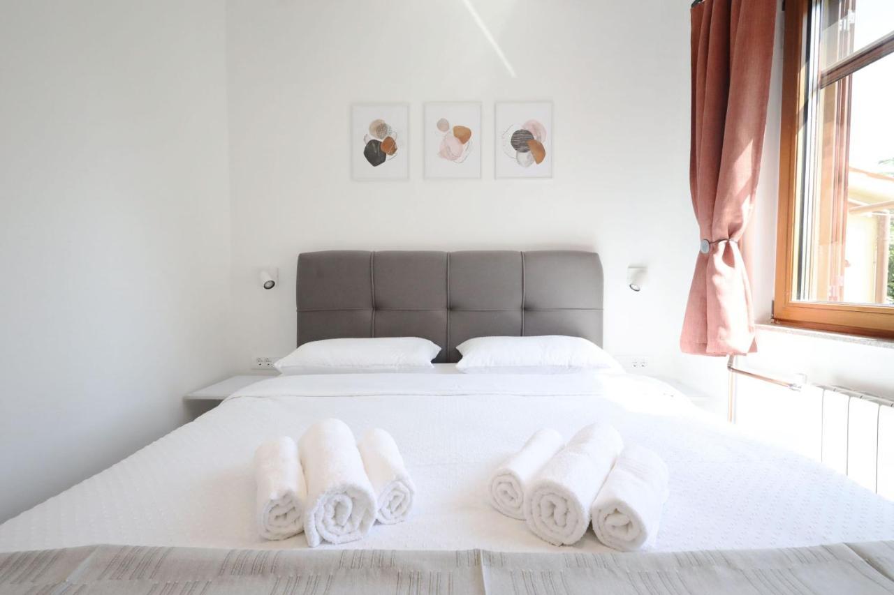 Apartments Maestral 메덜린 외부 사진